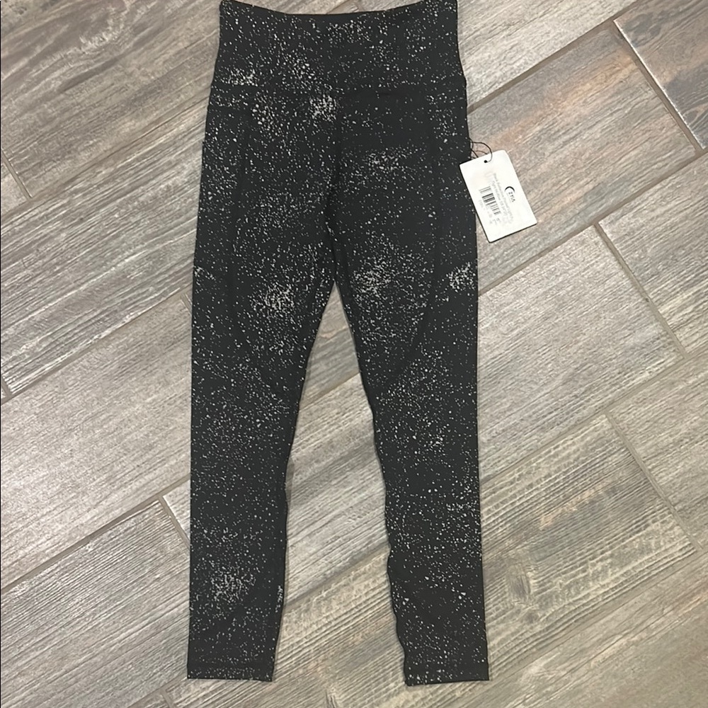 ZYIA Black Reflective Pocket Light n Tight 7/8